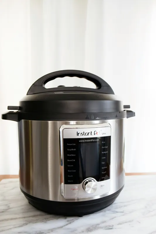 Instant Pot Duo 5.7L Pressure Cooker